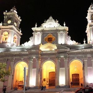 catedral-de-salta-lessons-and-homestay-option